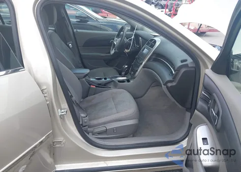 2015 Chevrolet Malibu Ls z USA, uszkodzony, nr VIN 1G11B5SL0FF307430